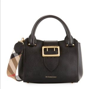 Burberry Soft Grain Small Buckle Tote (Black)